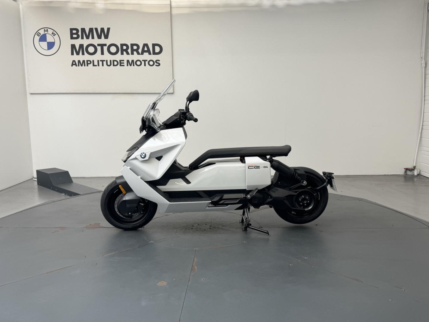 BMW Ce