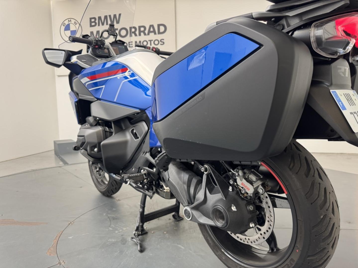 BMW R