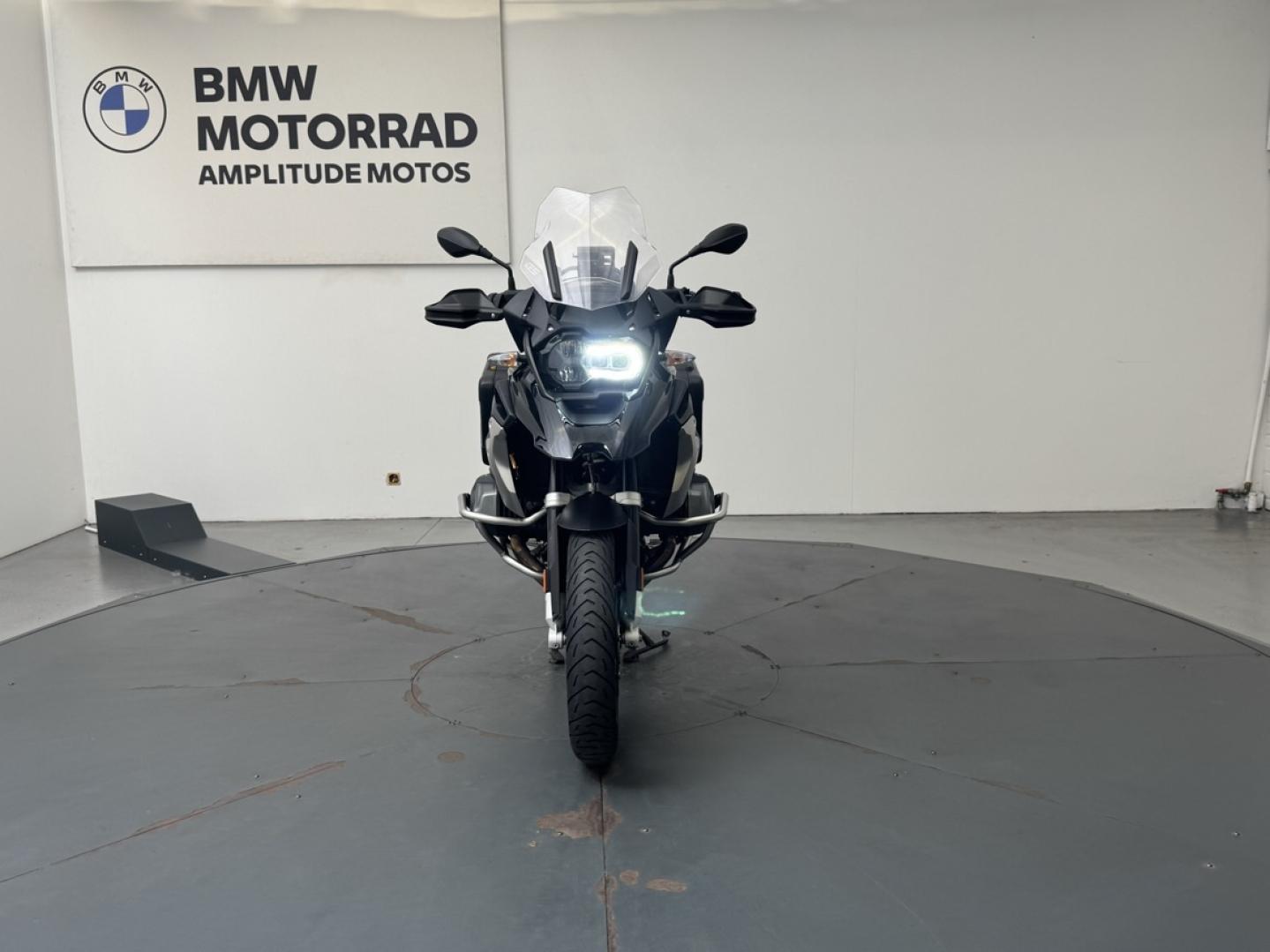 BMW R