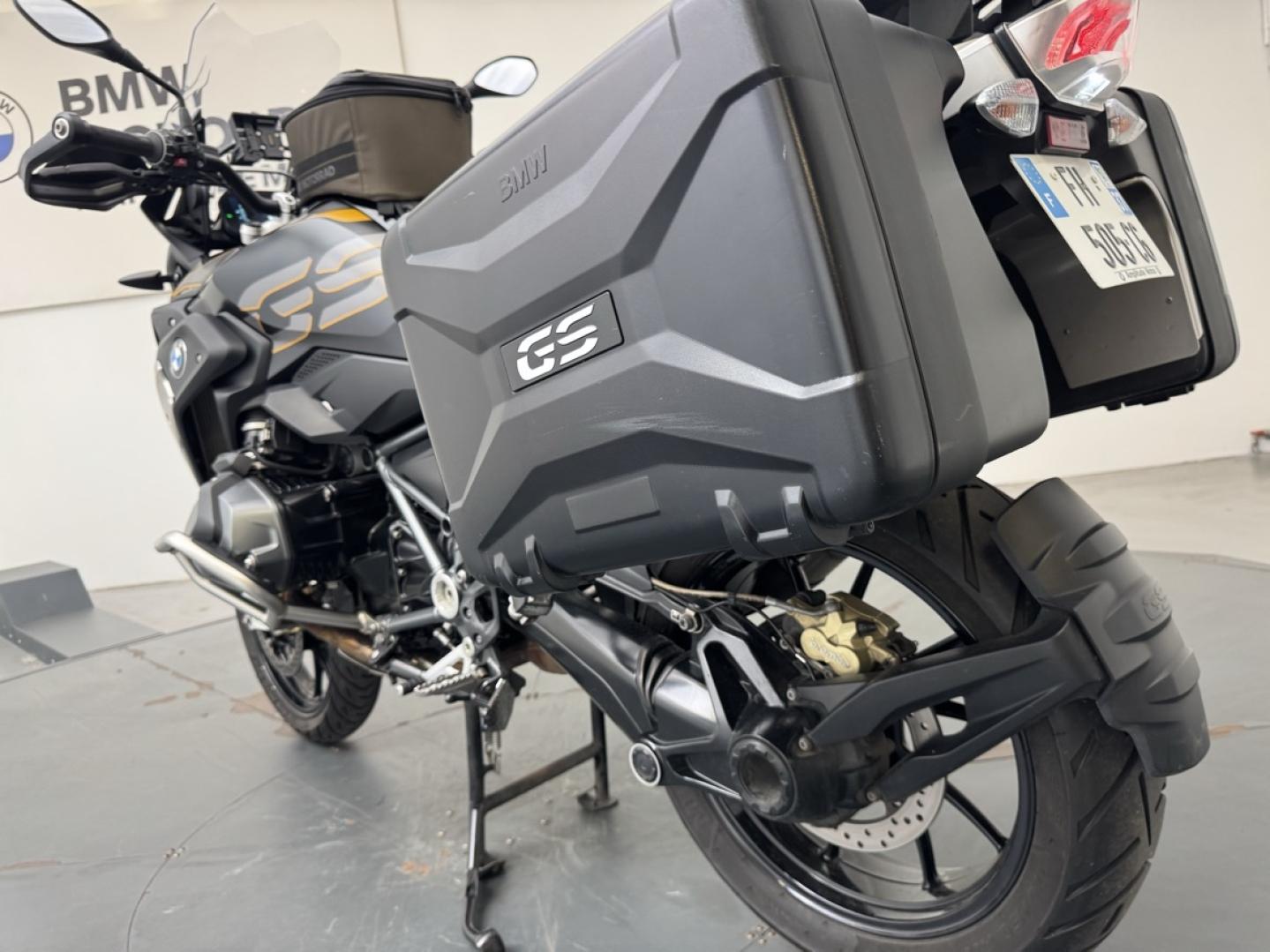 BMW R