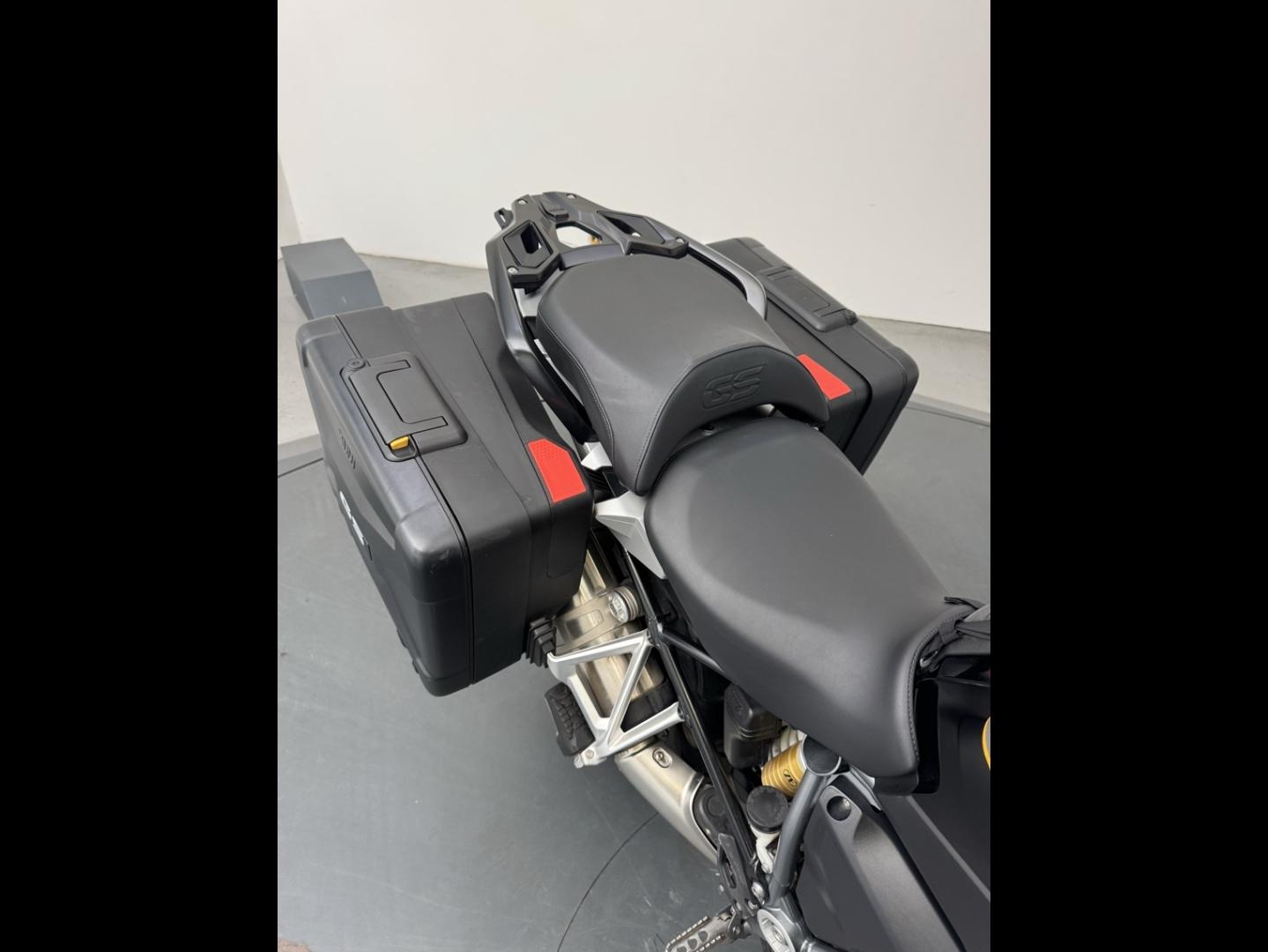 BMW R