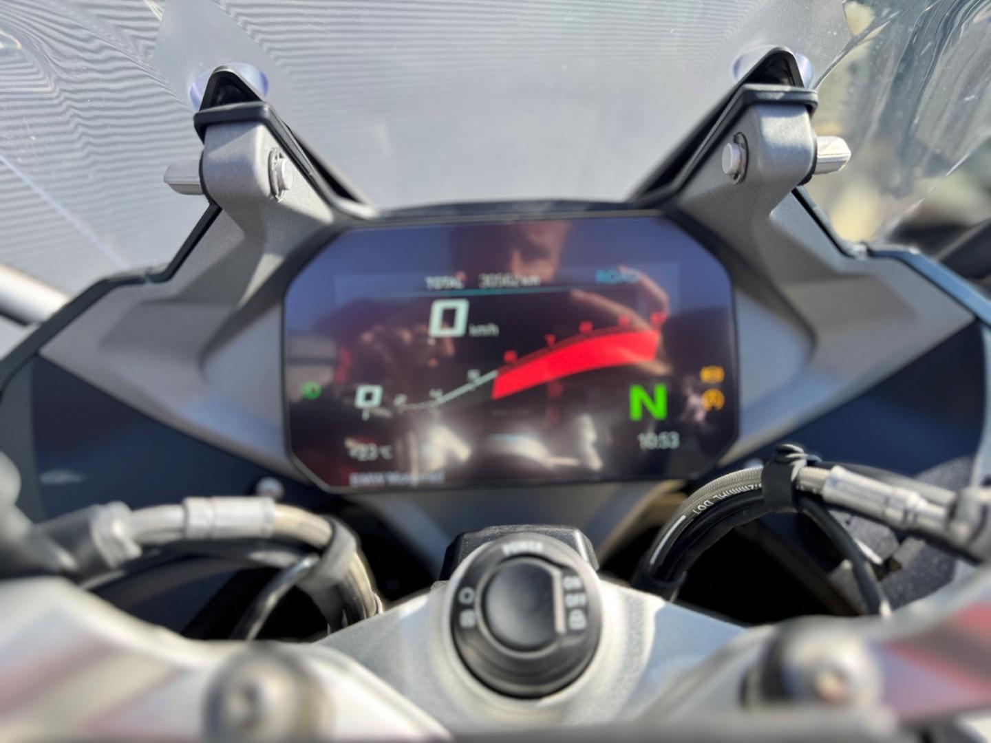 BMW R
