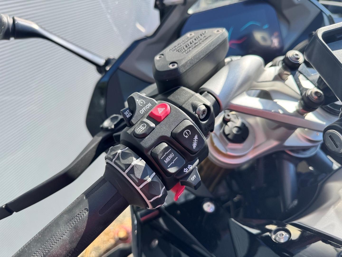 BMW R