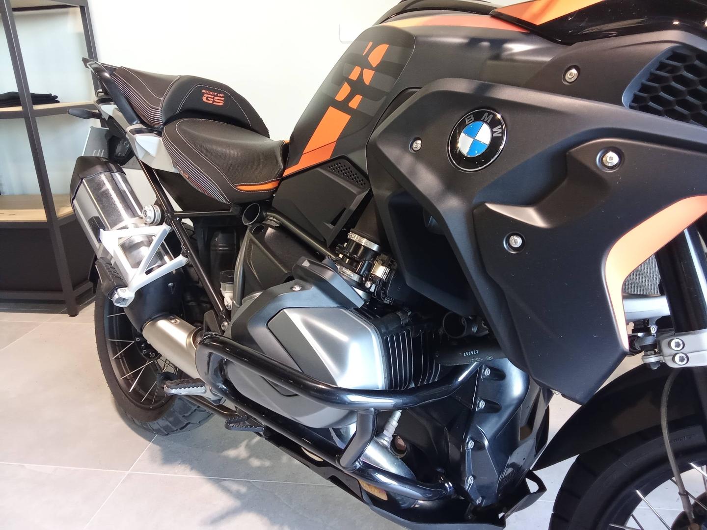 BMW R