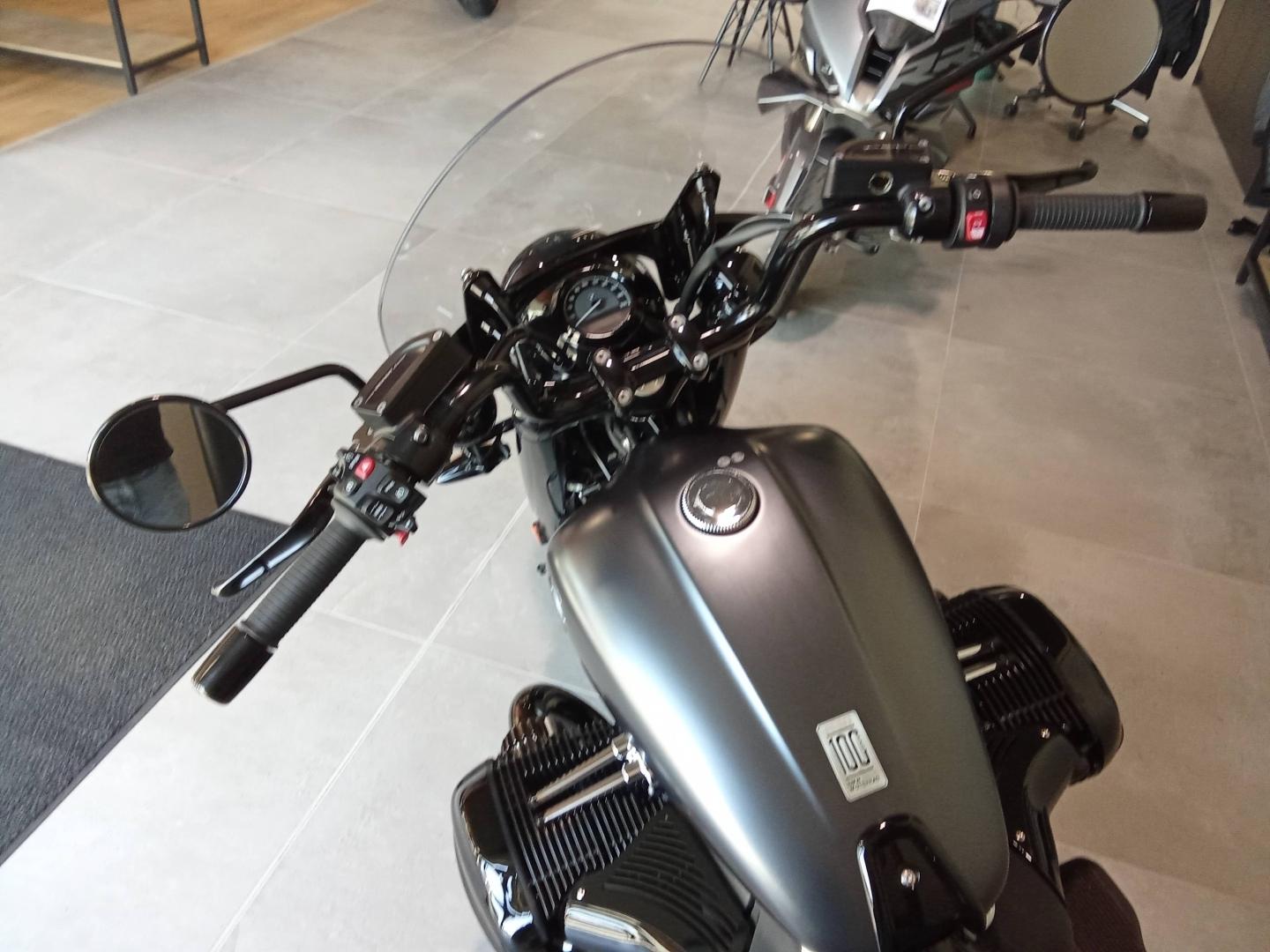 BMW R