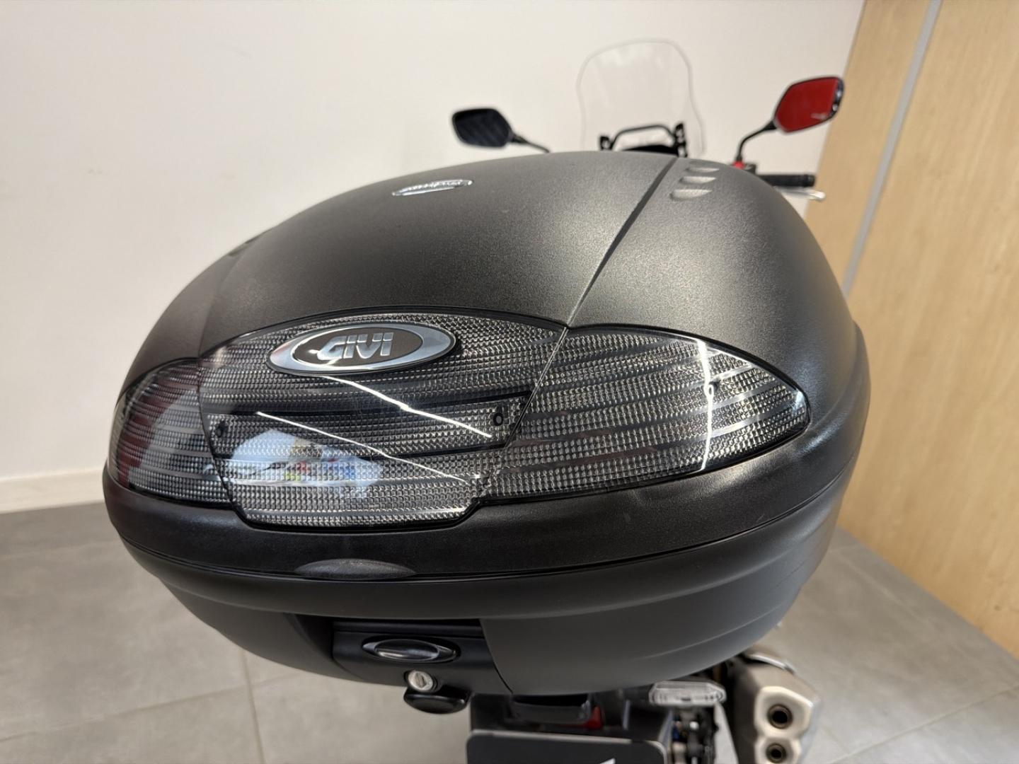 HONDA CB