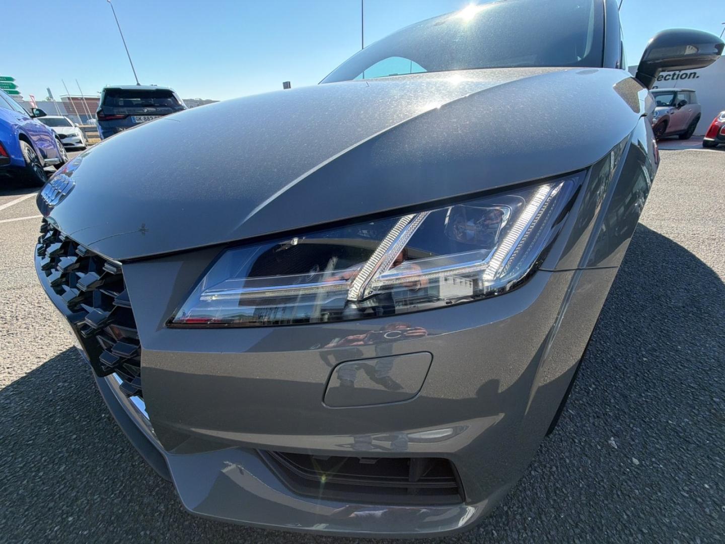 AUDI TT