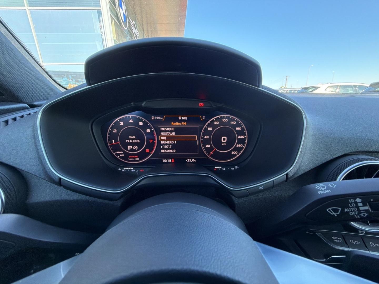 AUDI TT