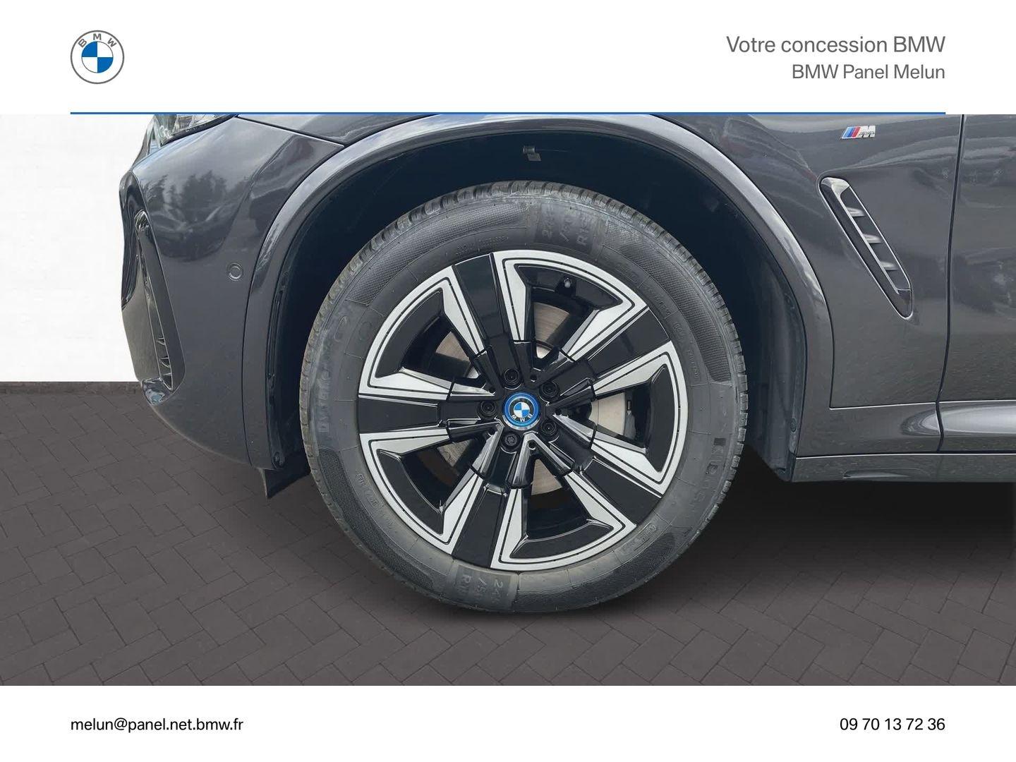 BMW iX3