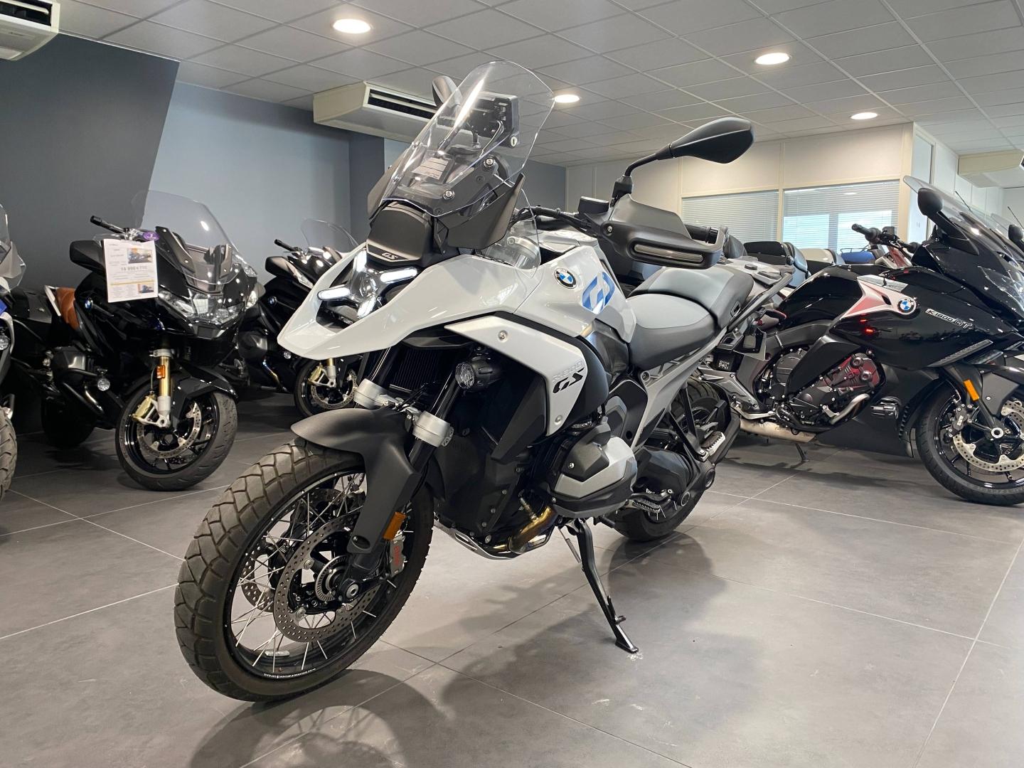 BMW R