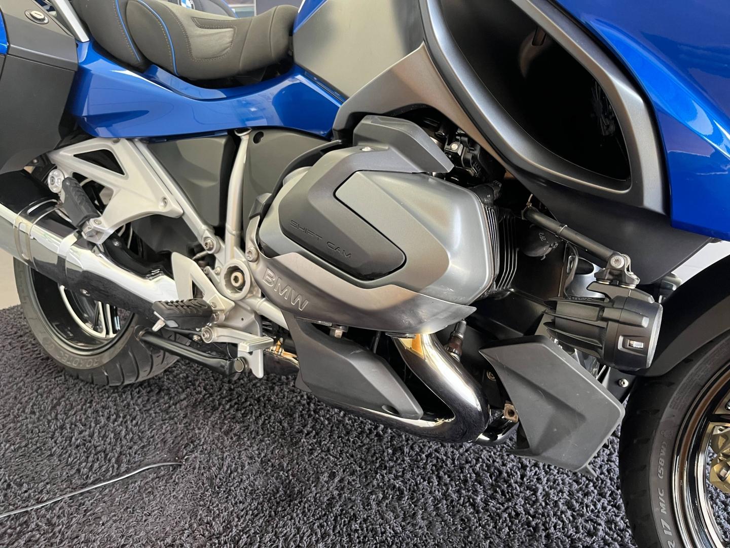 BMW R