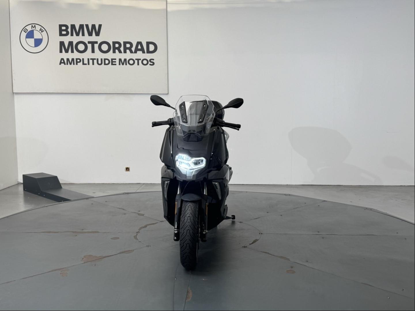 BMW C
