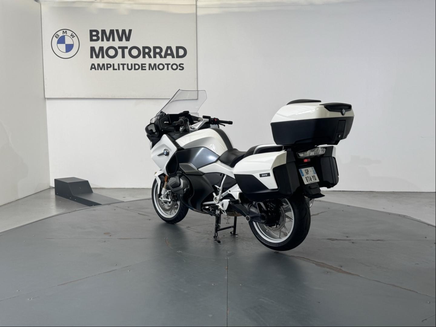 BMW R