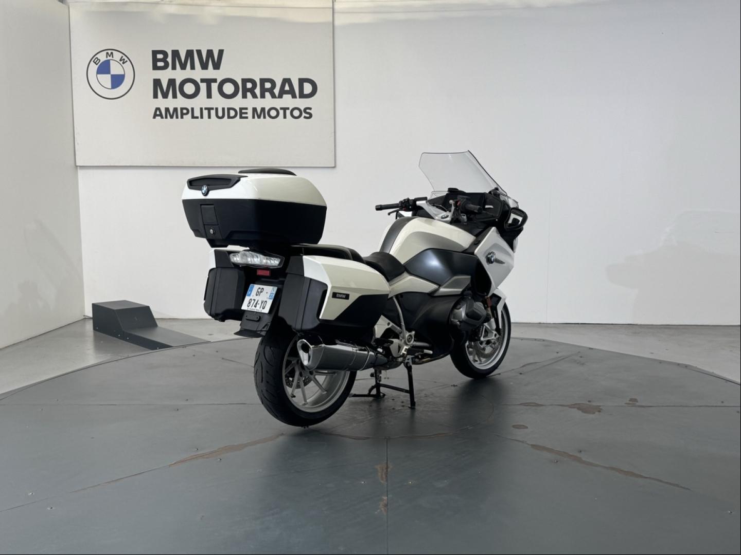 BMW R