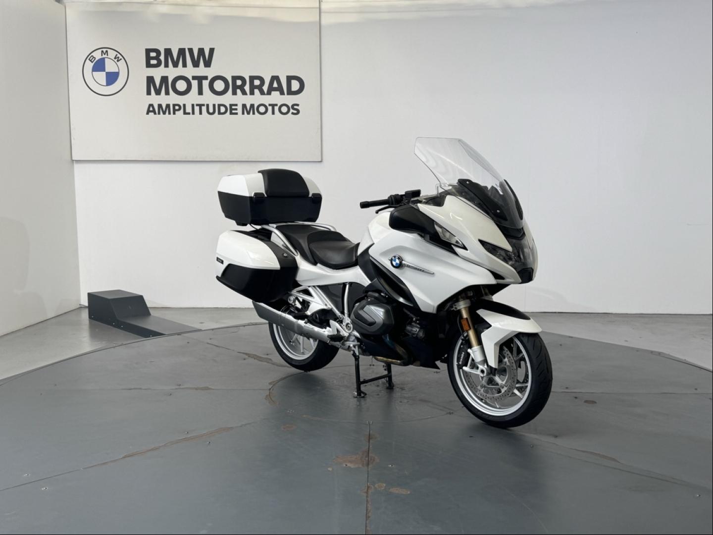 BMW R