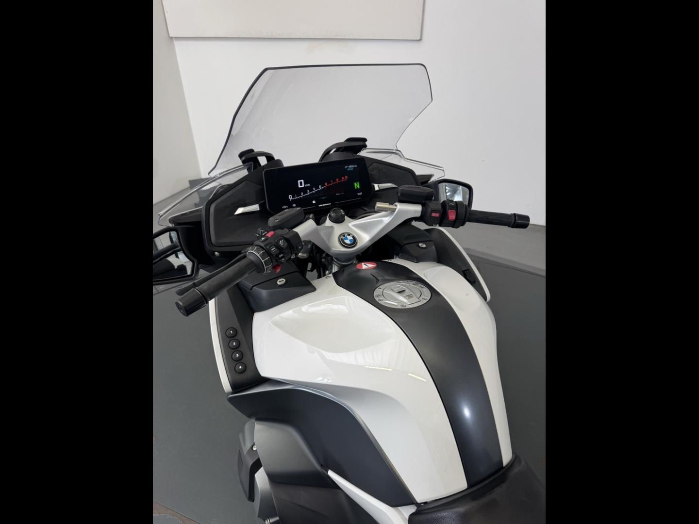 BMW R