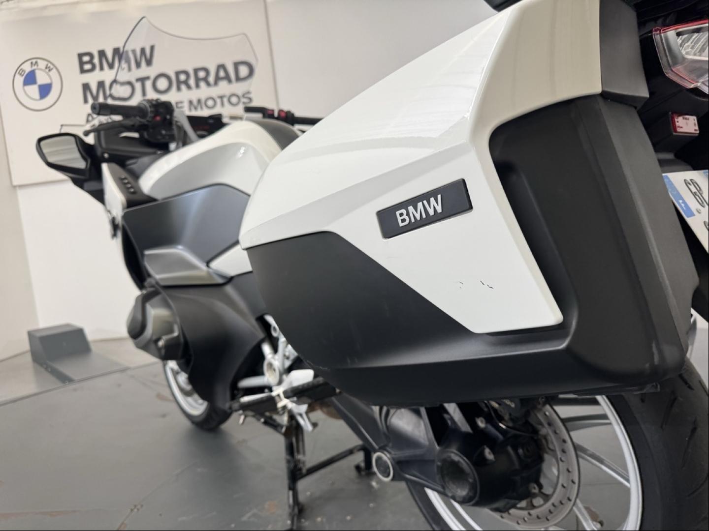 BMW R