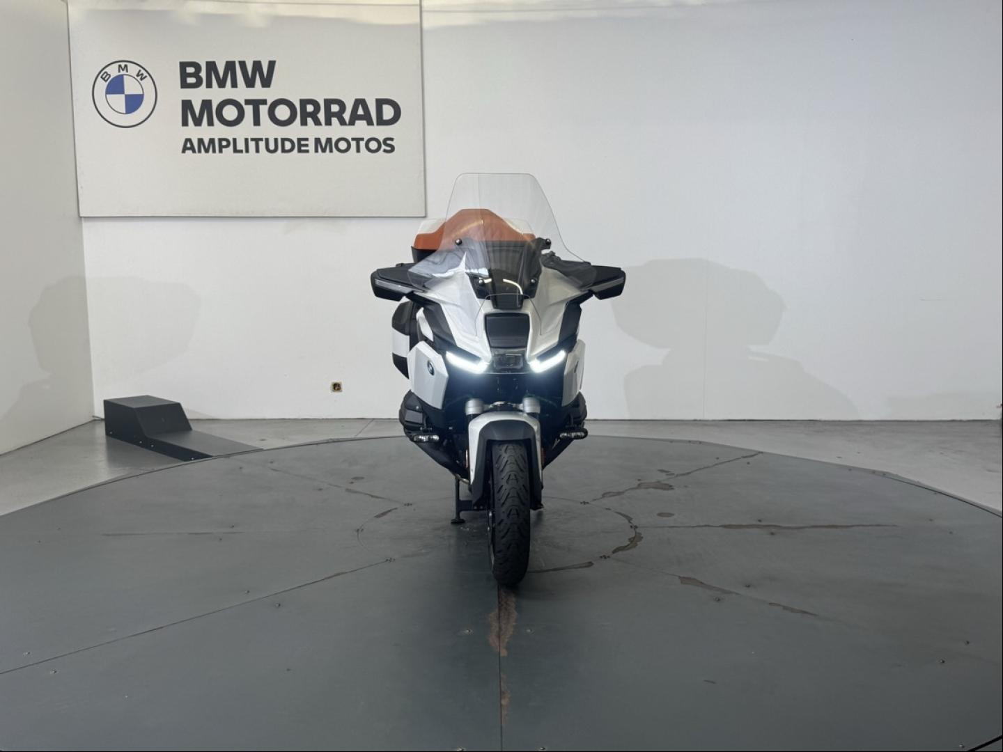 BMW R