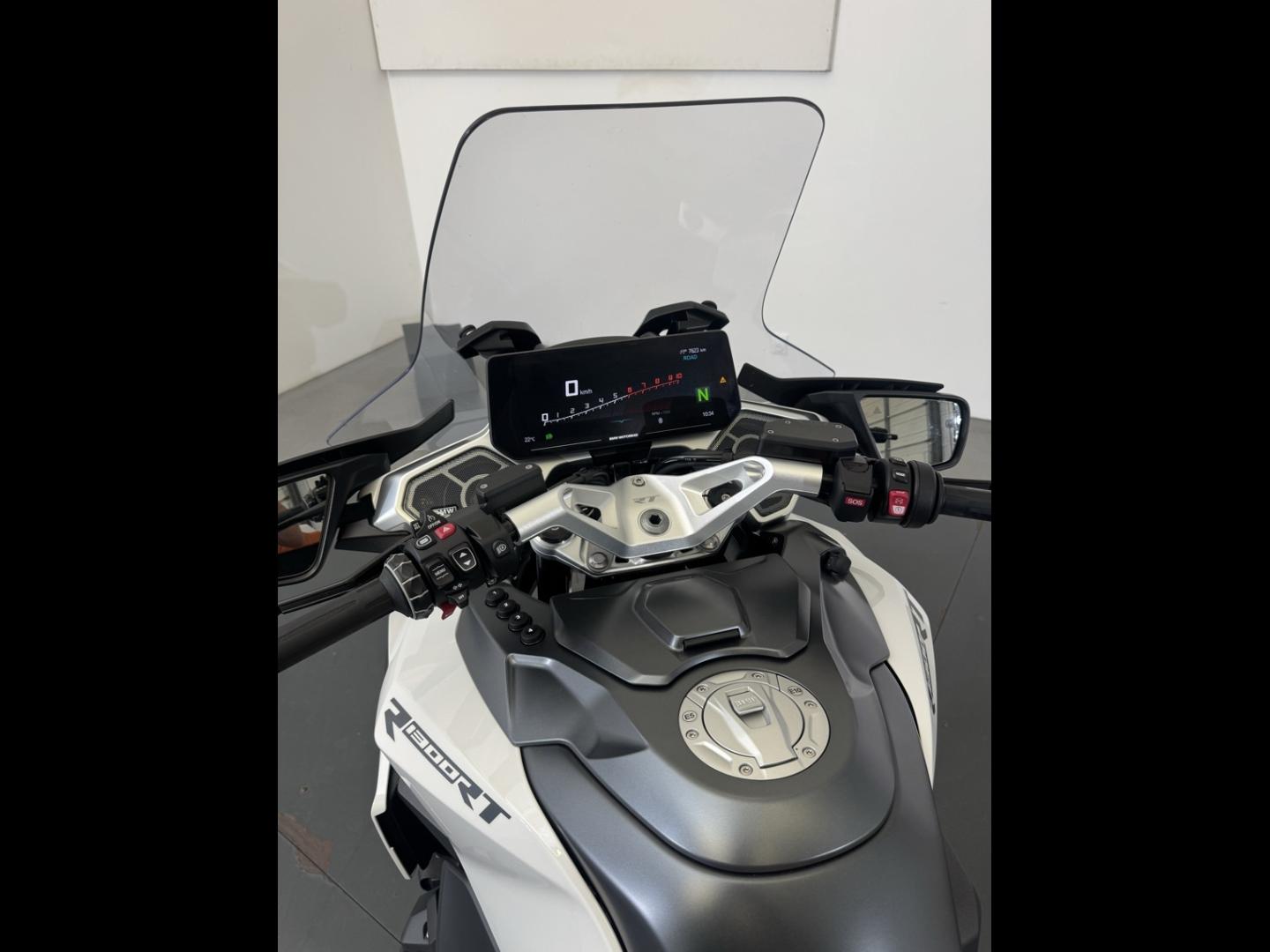 BMW R