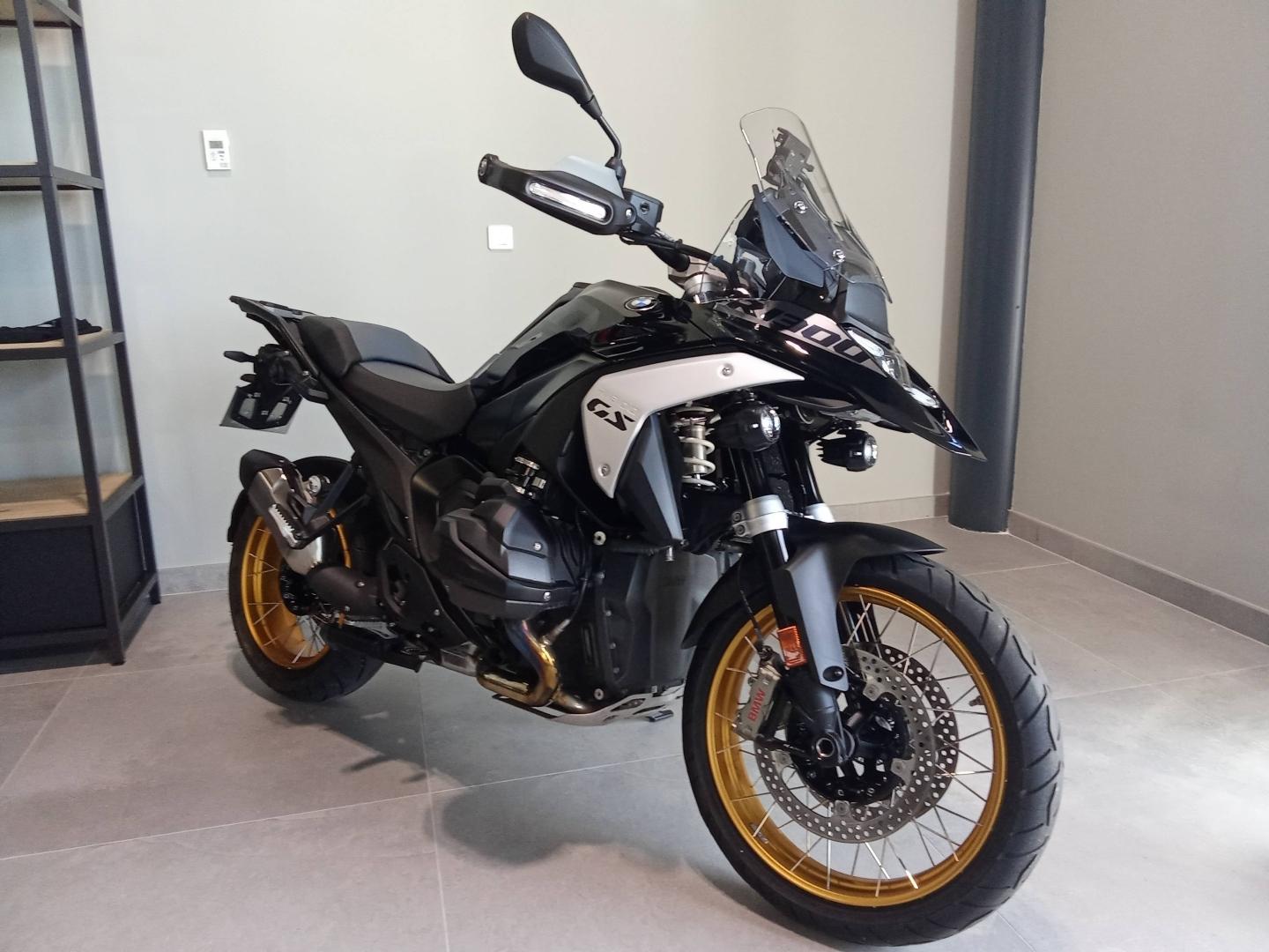 BMW R