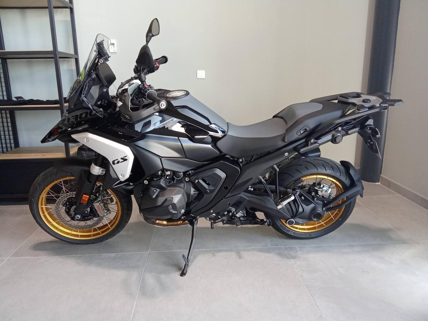 BMW R