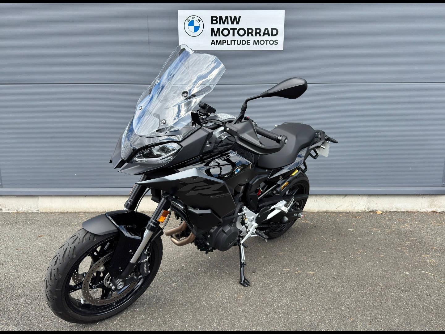BMW F