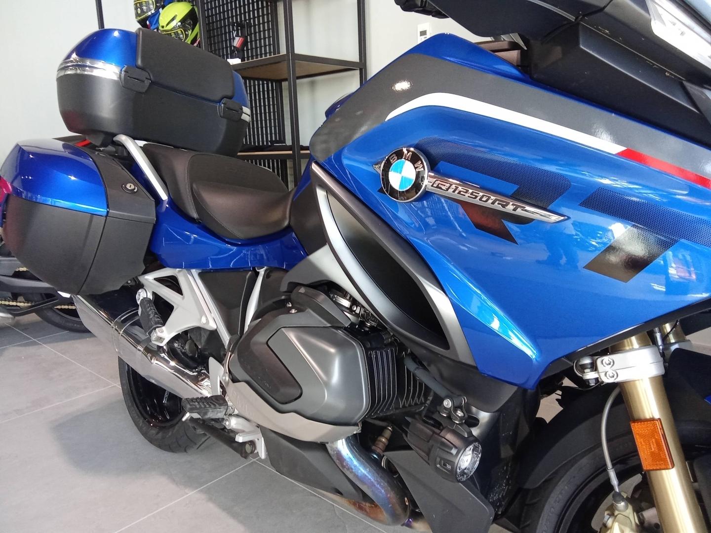 BMW R