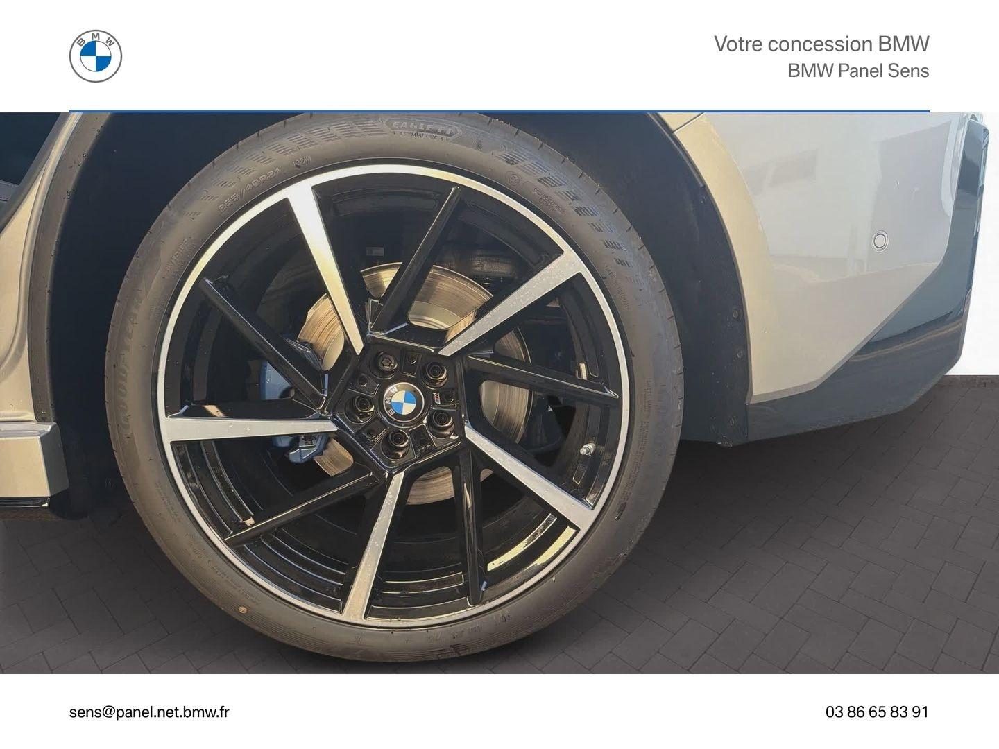 BMW iX3