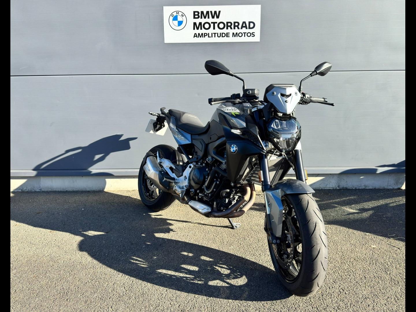 BMW F