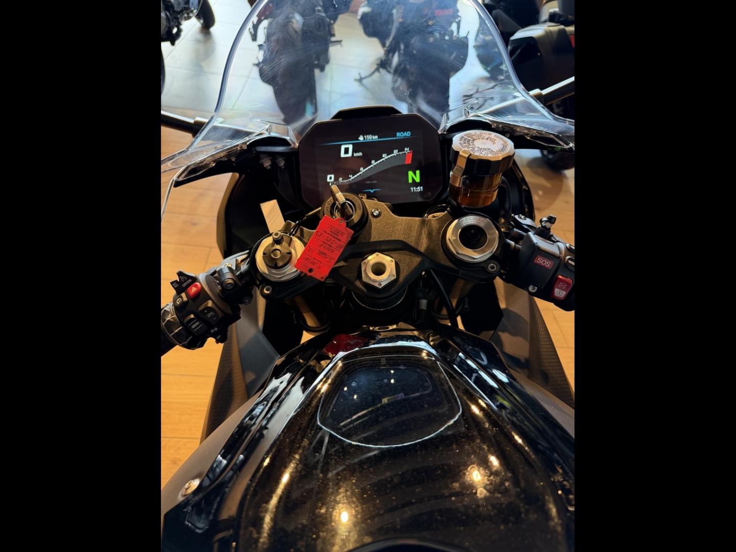 BMW S