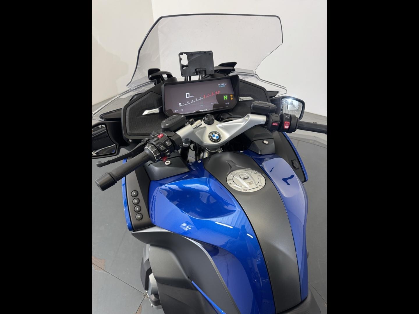 BMW R