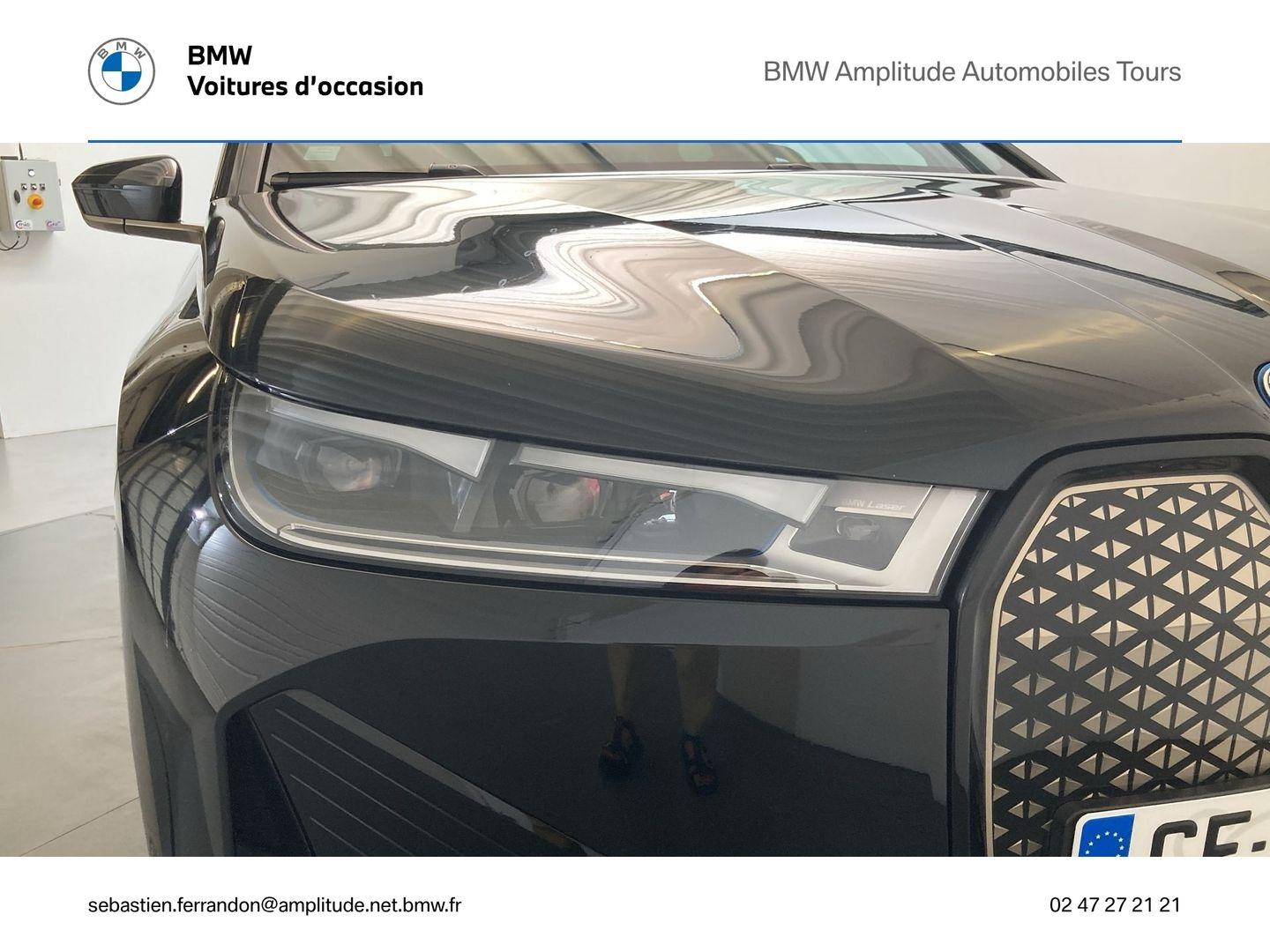 BMW iX