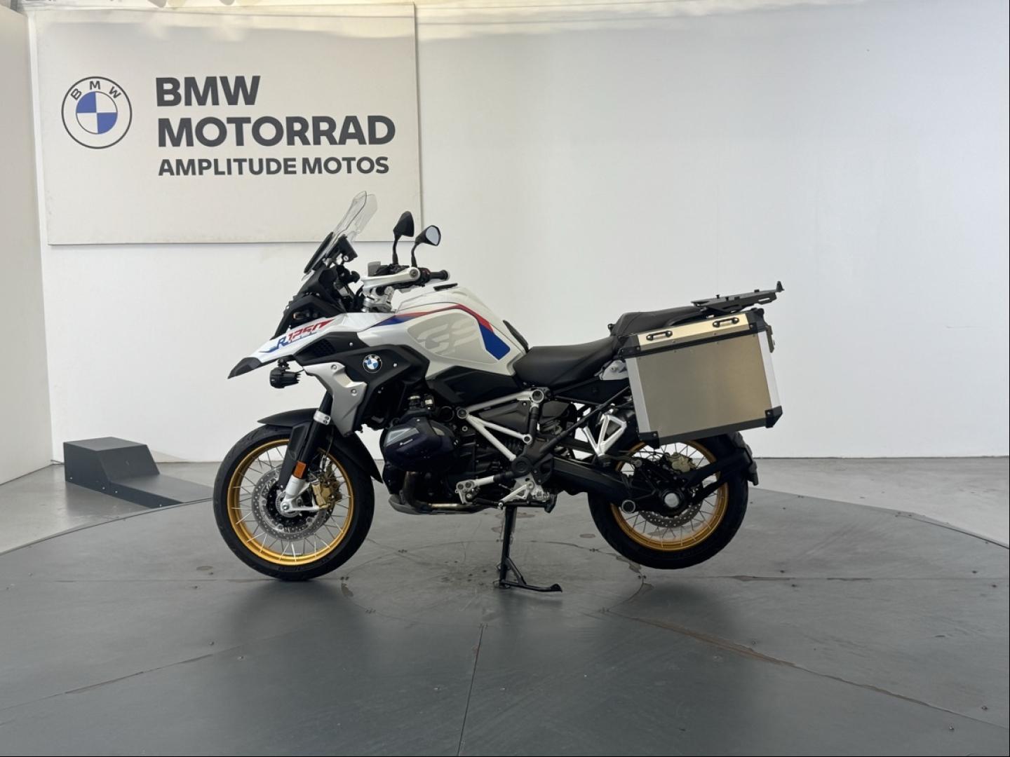 BMW R