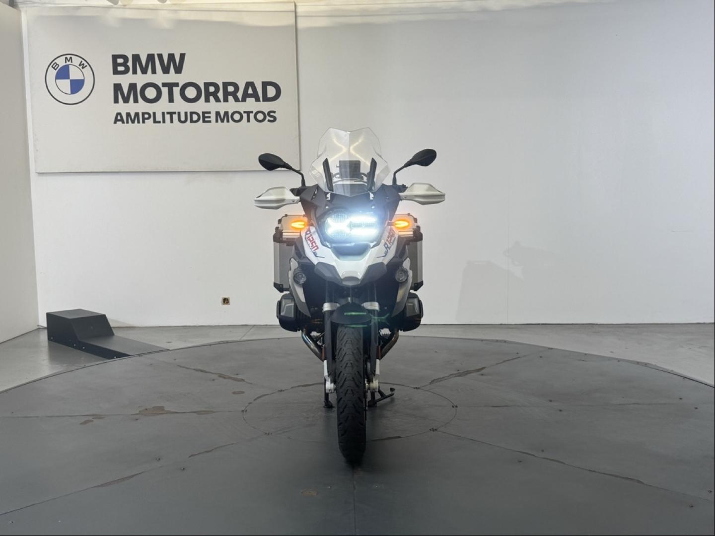 BMW R