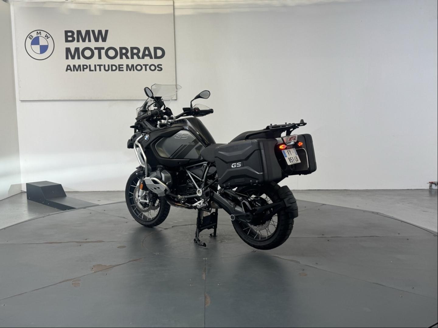 BMW R