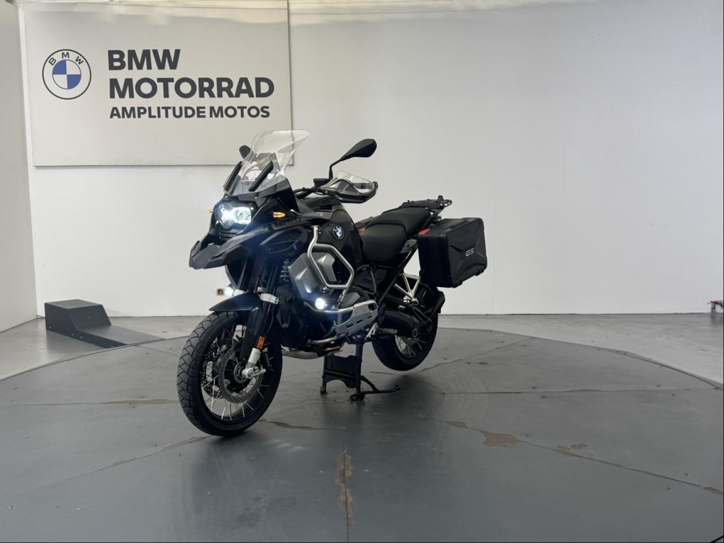 BMW R