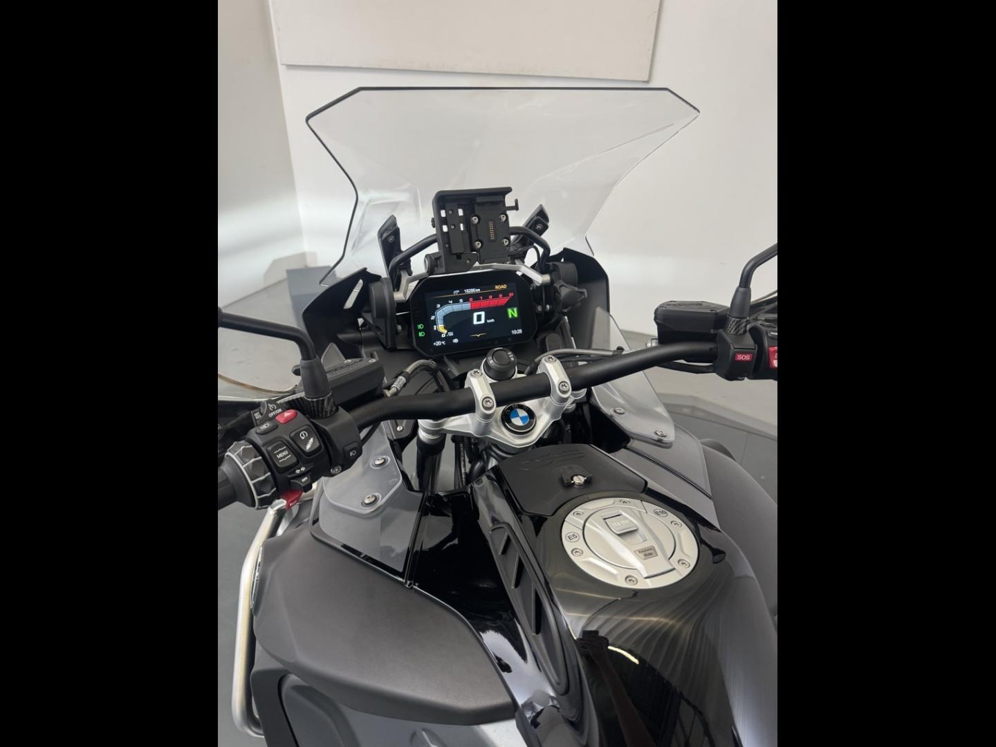 BMW R