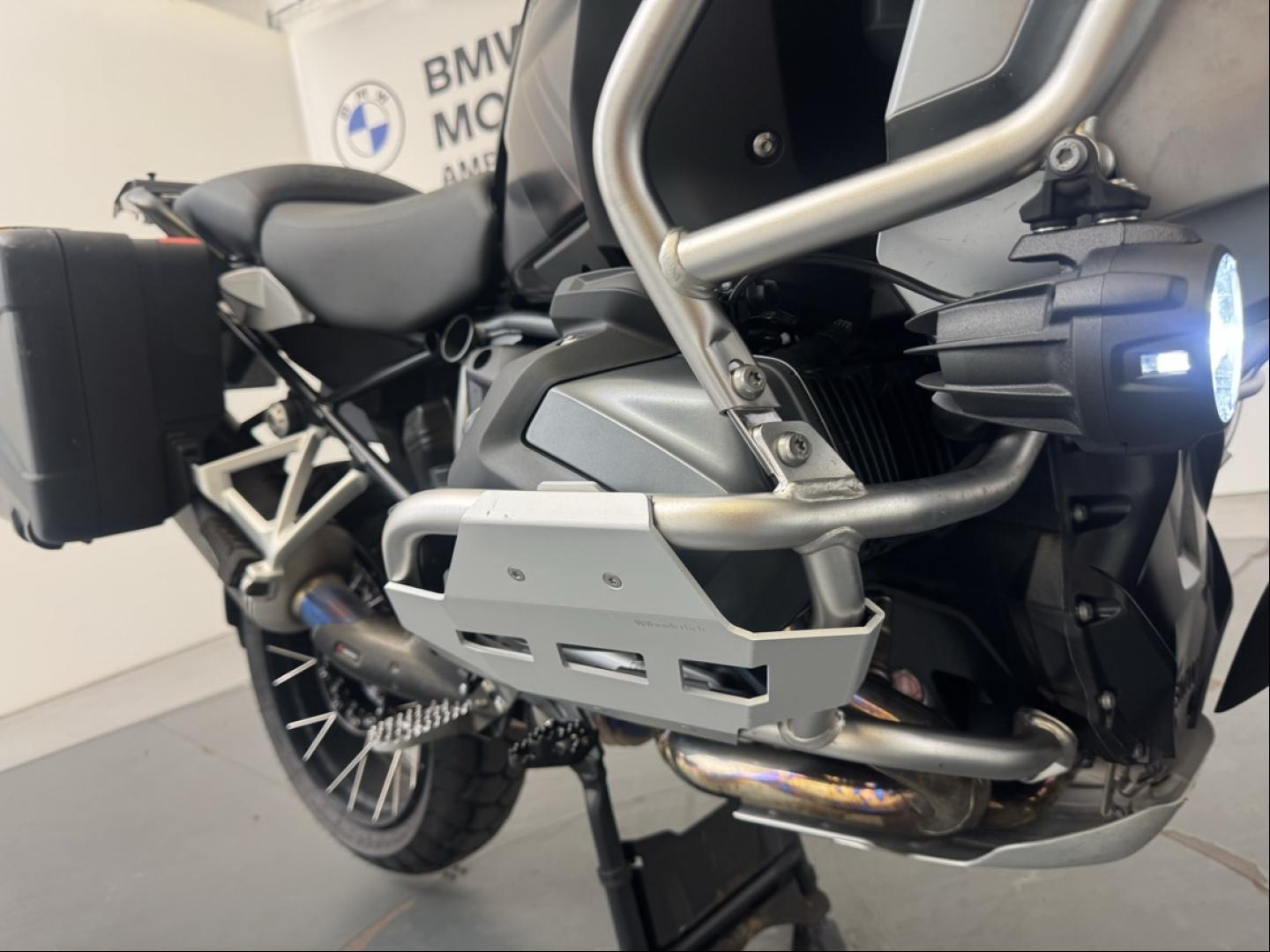 BMW R