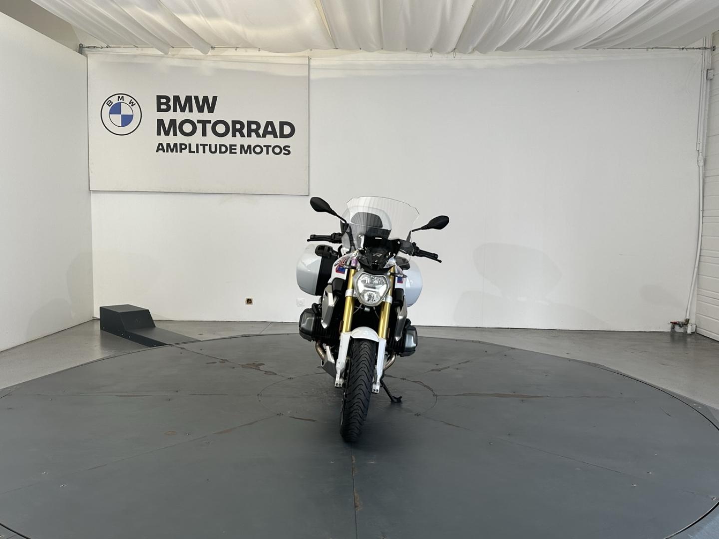 BMW R
