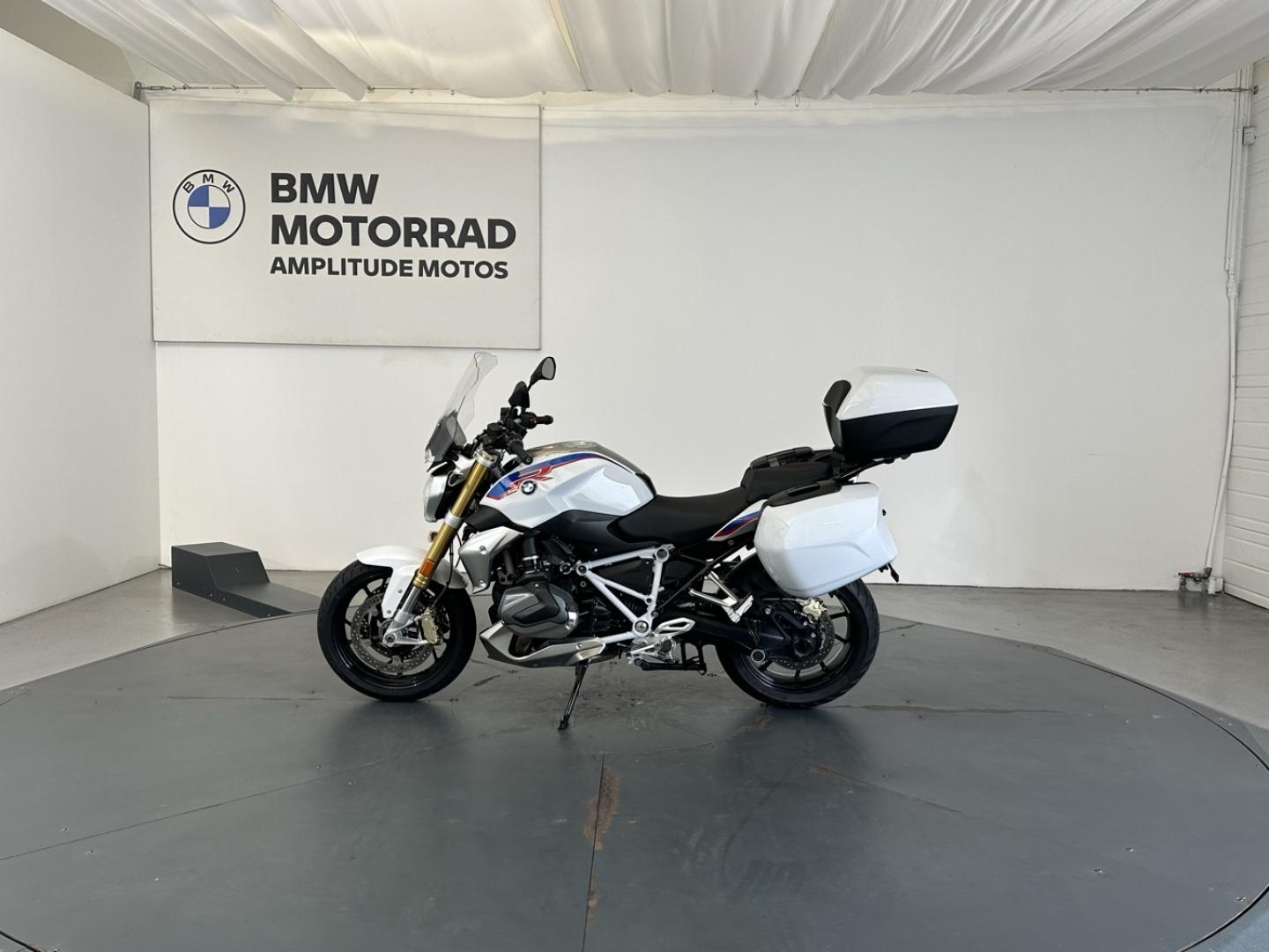 BMW R