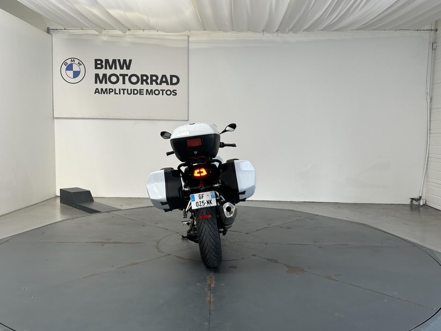 BMW R
