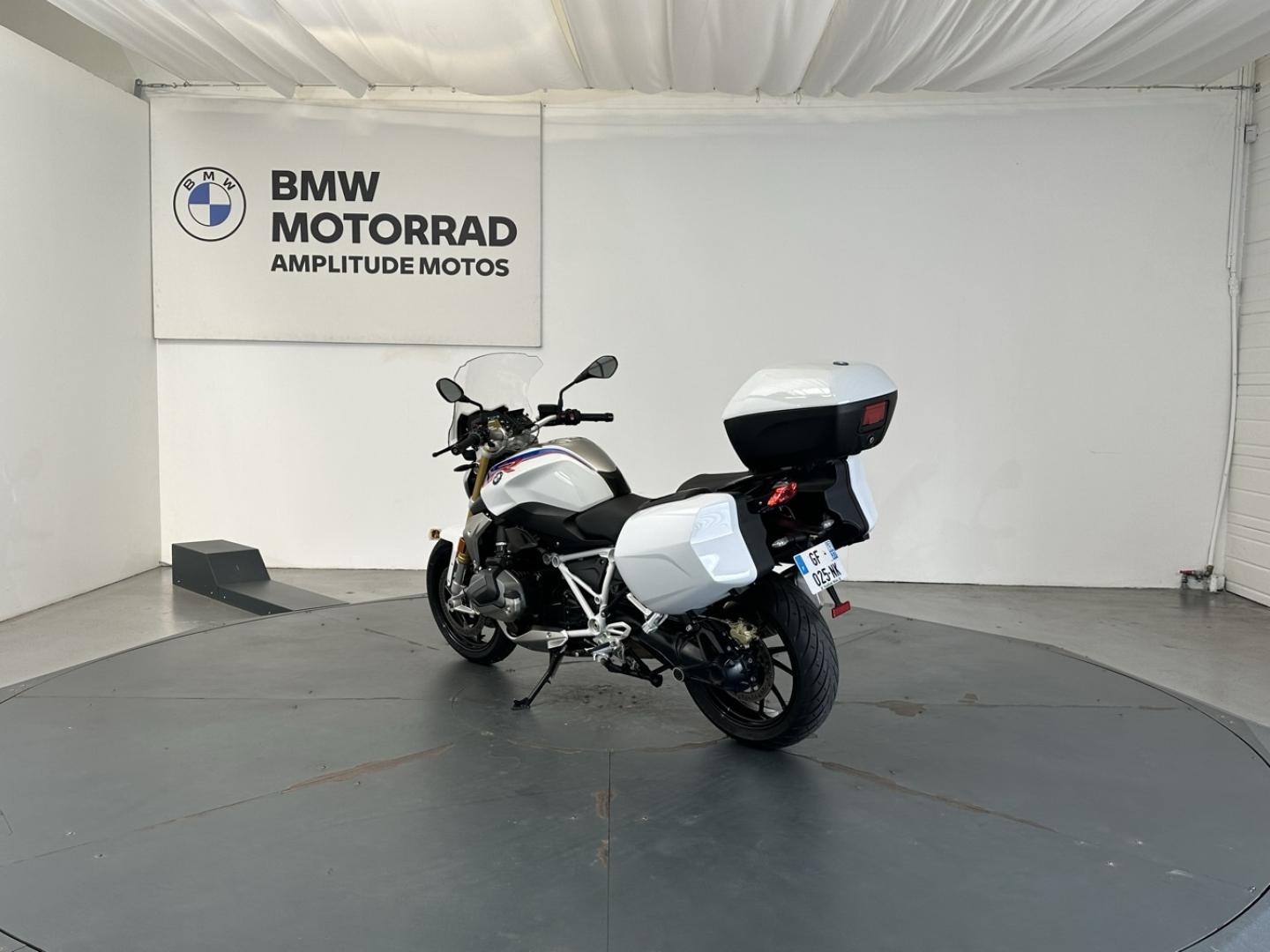 BMW R