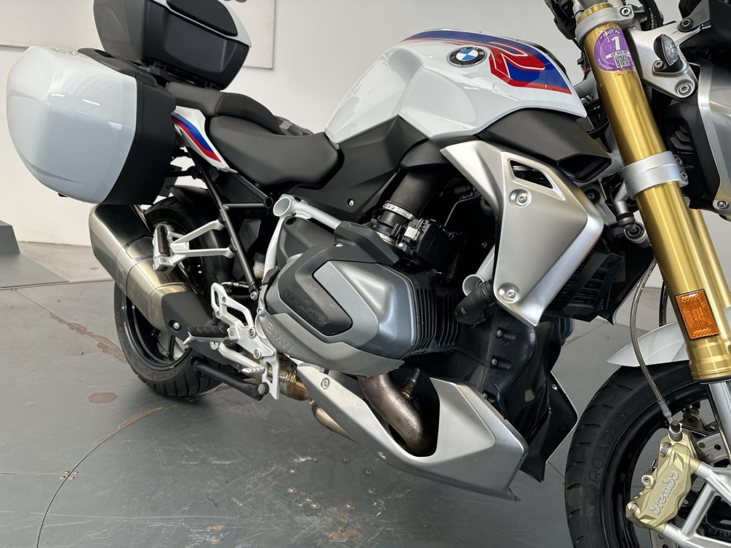 BMW R