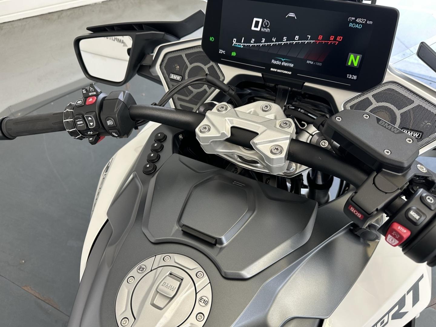 BMW R