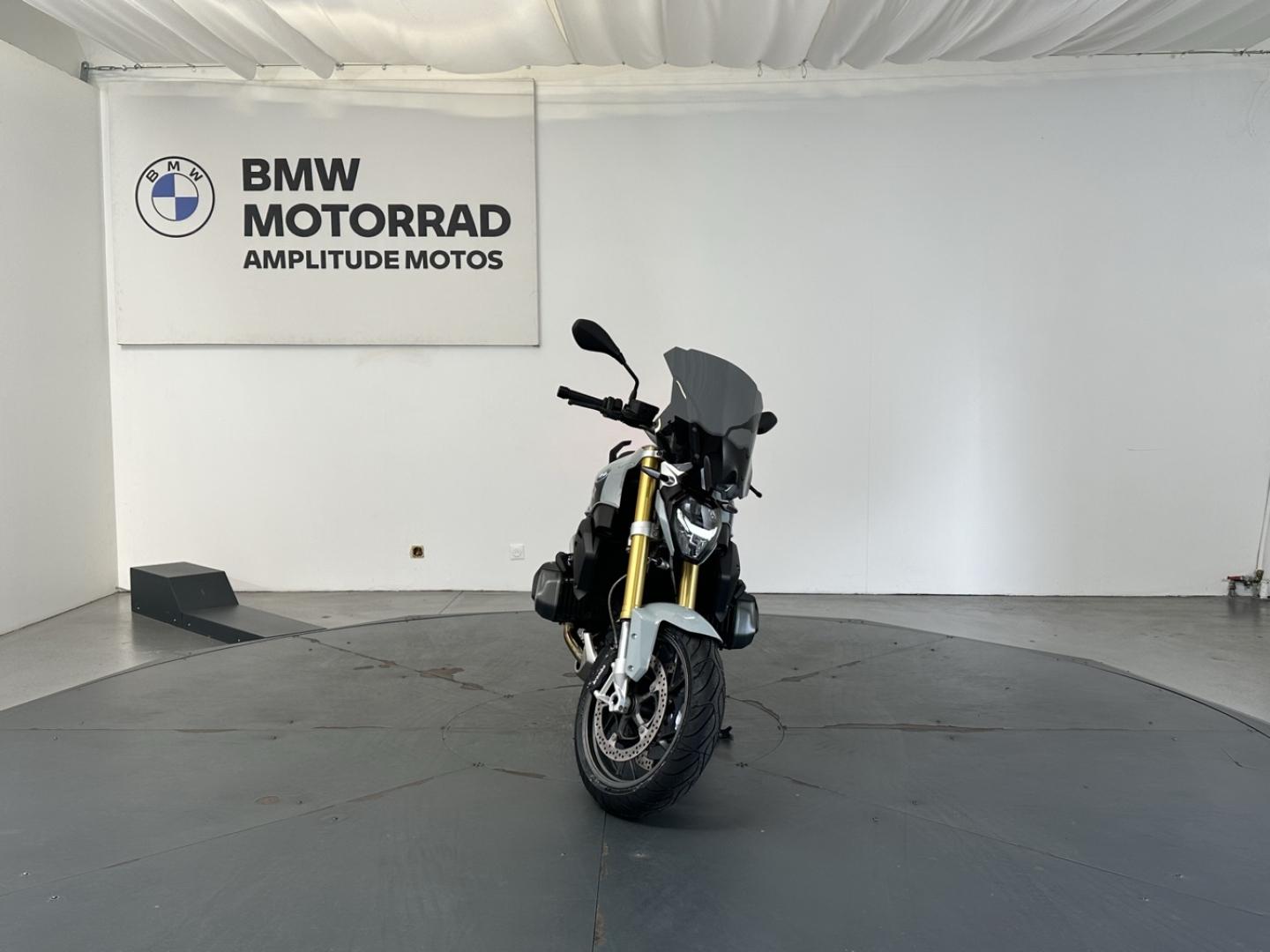 BMW R
