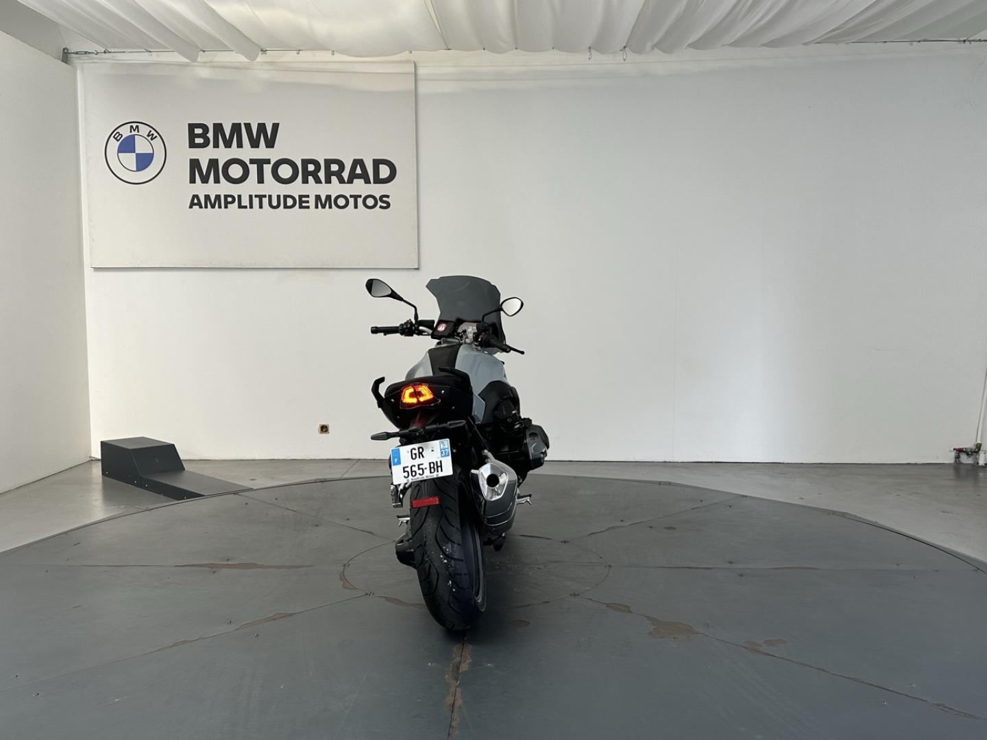 BMW R