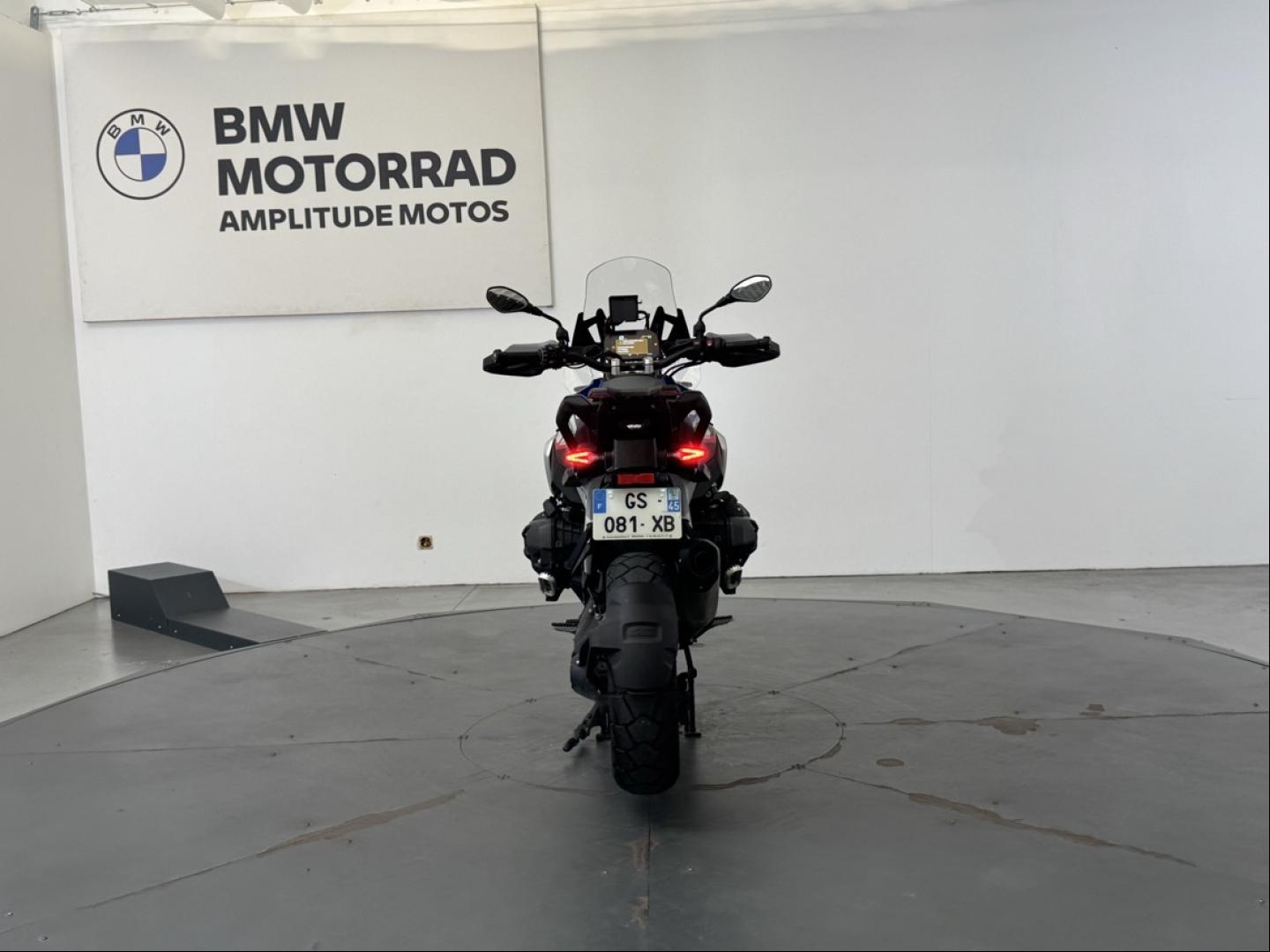 BMW R