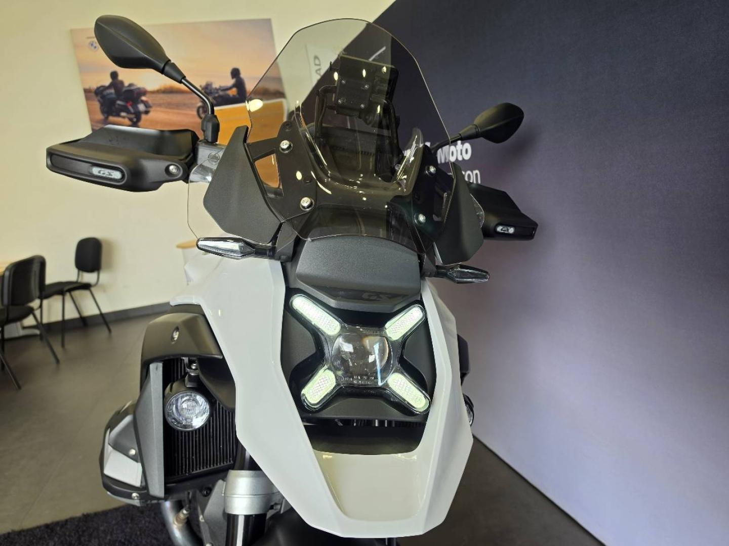 BMW R