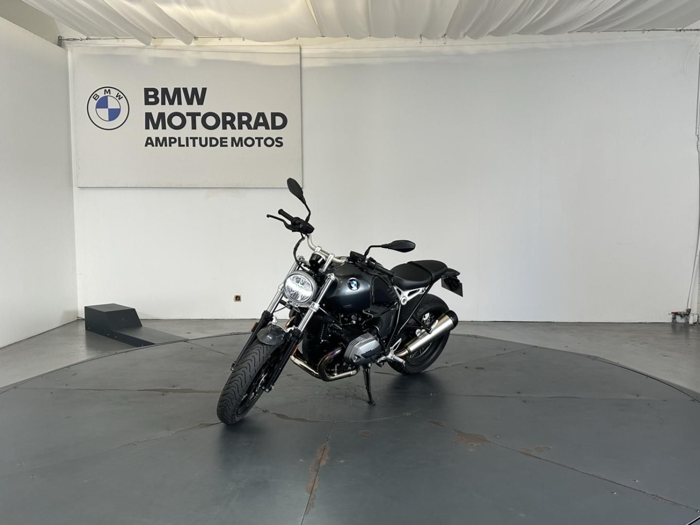 BMW R