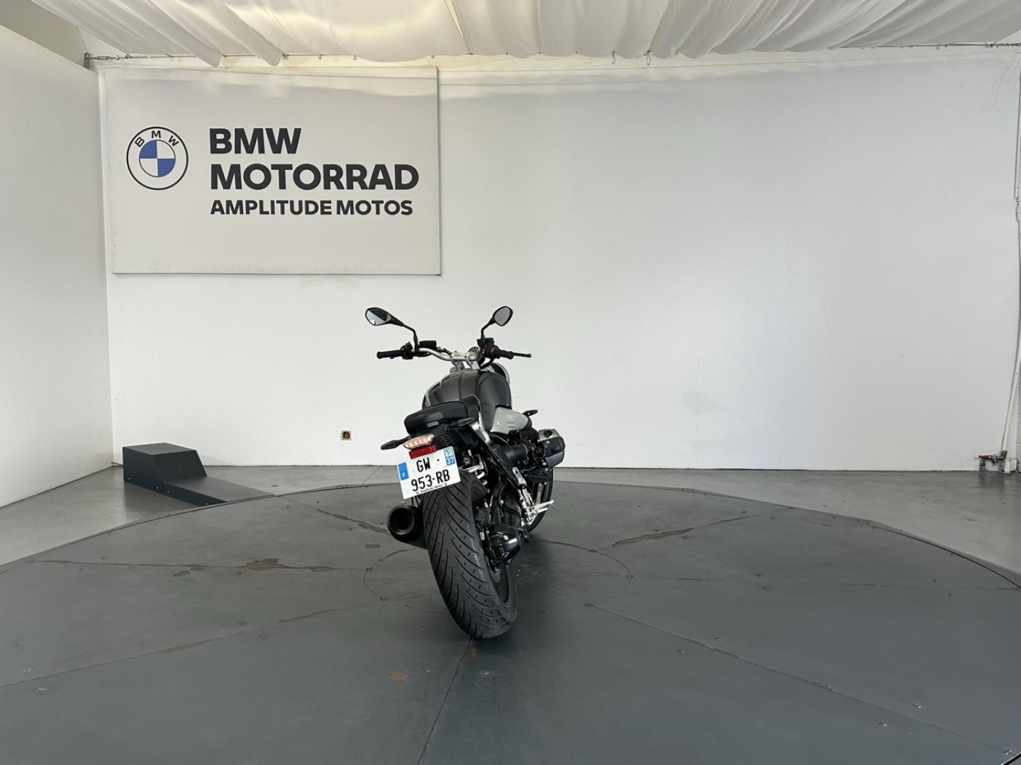 BMW R